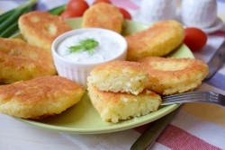 Картофельные котлеты классические на сковороде - шаг 7 Картофельные котлеты классические на сковороде - шаг 7