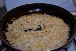 Картофельное пюре с луком - шаг 3