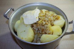 Картофельное пюре с луком - шаг 6