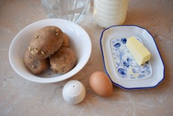 название картинки Картофельное пюре с яйцом и молоком