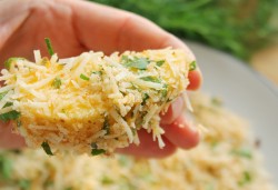 название картинки Картофельные дольки с сыром в духовке