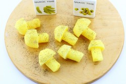 Картофельные грибочки во фритюре