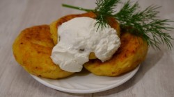 название картинки Картофельные котлеты с овощами и лимонным соком