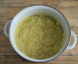 Картофельные пирожки жареные на сковороде