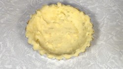 название картинки Картофельные тарталетки с грибами салат