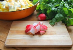 название картинки Картофельный салат с редисом