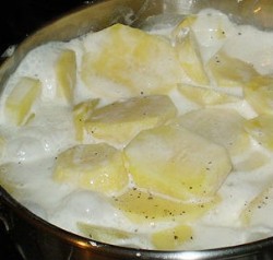 Картошка по-французски с сыром в духовке