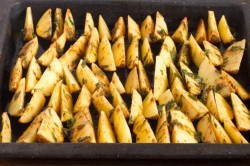 Картошка айдахо в духовке - шаг 5