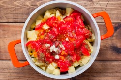 Картошка с баклажанами овощное рагу