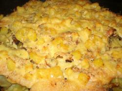 Картошка с ананасами в духовке с грибами и курицей