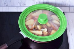 Картошка с копчеными ребрышками