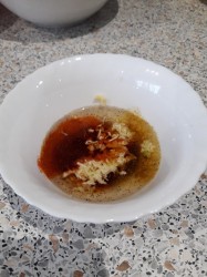 название картинки Картошка с мясом и чесночным соусом в рукаве