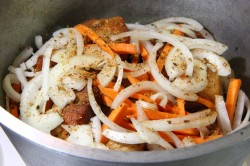 название картинки Картошка с мясом в казане