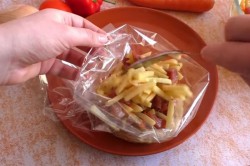 название картинки Картошка с мясом в микроволновке
