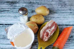 Картошка с мясом в сметане в духовке