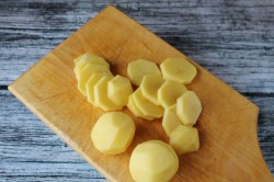 Картошка с мясом в сметане в духовке