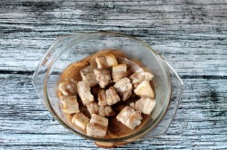 Тушеная картошка с мясом в сметане