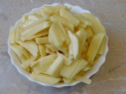 Картошка с сыром на сковороде - шаг 3