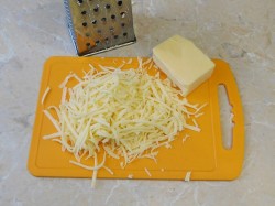 Картошка с сыром на сковороде - шаг 6