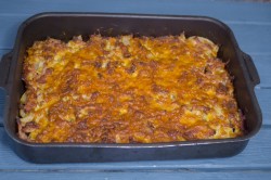 Картошка с ветчиной и сыром в духовке