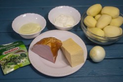 Картошка с ветчиной и сыром в духовке