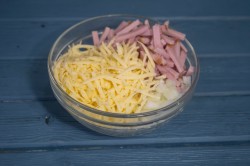 Картошка с ветчиной и сыром в духовке