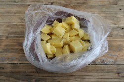 Картофель в микроволновке в пакете