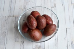 название картинки Картошка в мундире в духовке