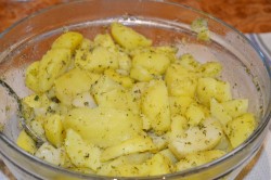 название картинки Картошка запеченная с ароматными травами