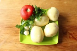 название картинки Картошка запеченная с помидорами