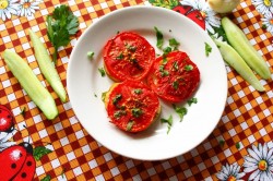 название картинки Картошка запеченная с помидорами