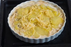 название картинки Картошка запеченная в сметане в духовке