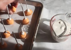 название картинки Кейк попсы в глазури