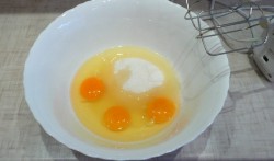 Кекс на кефире в мультиварке