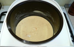 Кекс на кефире в мультиварке