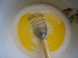 название картинки Кекс на сгущенном молоке