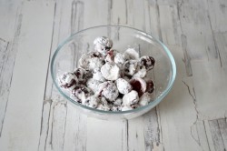 Кекс с вишней