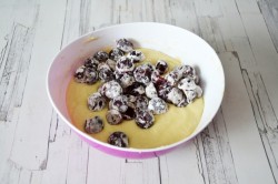 Кекс с вишней