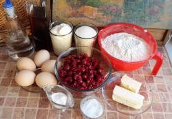 Кекс с вишнями