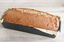 название картинки Банановый кекс с шоколадом орехами яблоками