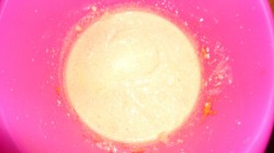 Морковные кексы с творогом Морквушка - шаг 4