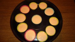 Морковные кексы с творогом Морквушка - шаг 5