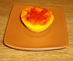 Морковные кексы с творогом Морквушка - шаг 8