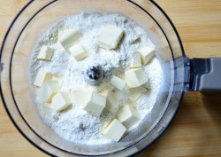 Киш со шпинатом и сыром