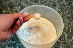 Кислые оладьи на дрожжах пышные