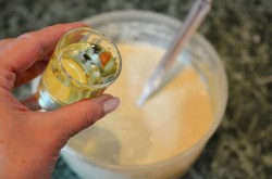 Кислые оладьи на дрожжах пышные