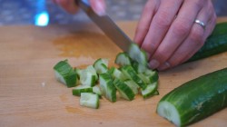 название картинки Классическая окрошка по Сибирски с ветчиной