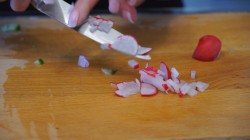 название картинки Классическая окрошка по Сибирски с ветчиной