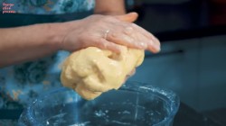 Классические беляши с сочной мясной начинкой - шаг 15