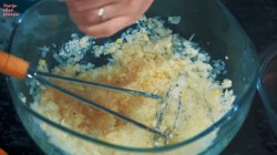 Классические беляши с сочной мясной начинкой - шаг 18